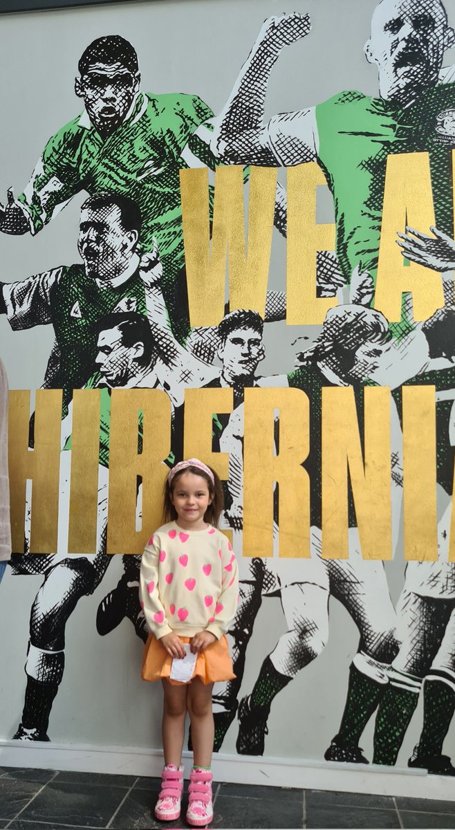 Kevin Harper (@kevharps7) on Twitter photo When your daughter goes to her 1st <a href="/HibernianFC/">Hibernian Football Club</a> game and wants a picture while waiting to give <a href="/BushiriRocky/">Rocky Bushiri</a> a picture she drew as he isbher favourite player because he has the same hair as her big brother ๐โฝ๏ธโฝ๏ธ When your daughter goes to her 1st <a href="/HibernianFC/">Hibernian Football Club</a> game and wants a picture while waiting to give <a href="/BushiriRocky/">Rocky Bushiri</a> a picture she drew as he isbher favourite player because he has the same hair as her big brother ๐โฝ๏ธโฝ๏ธ
