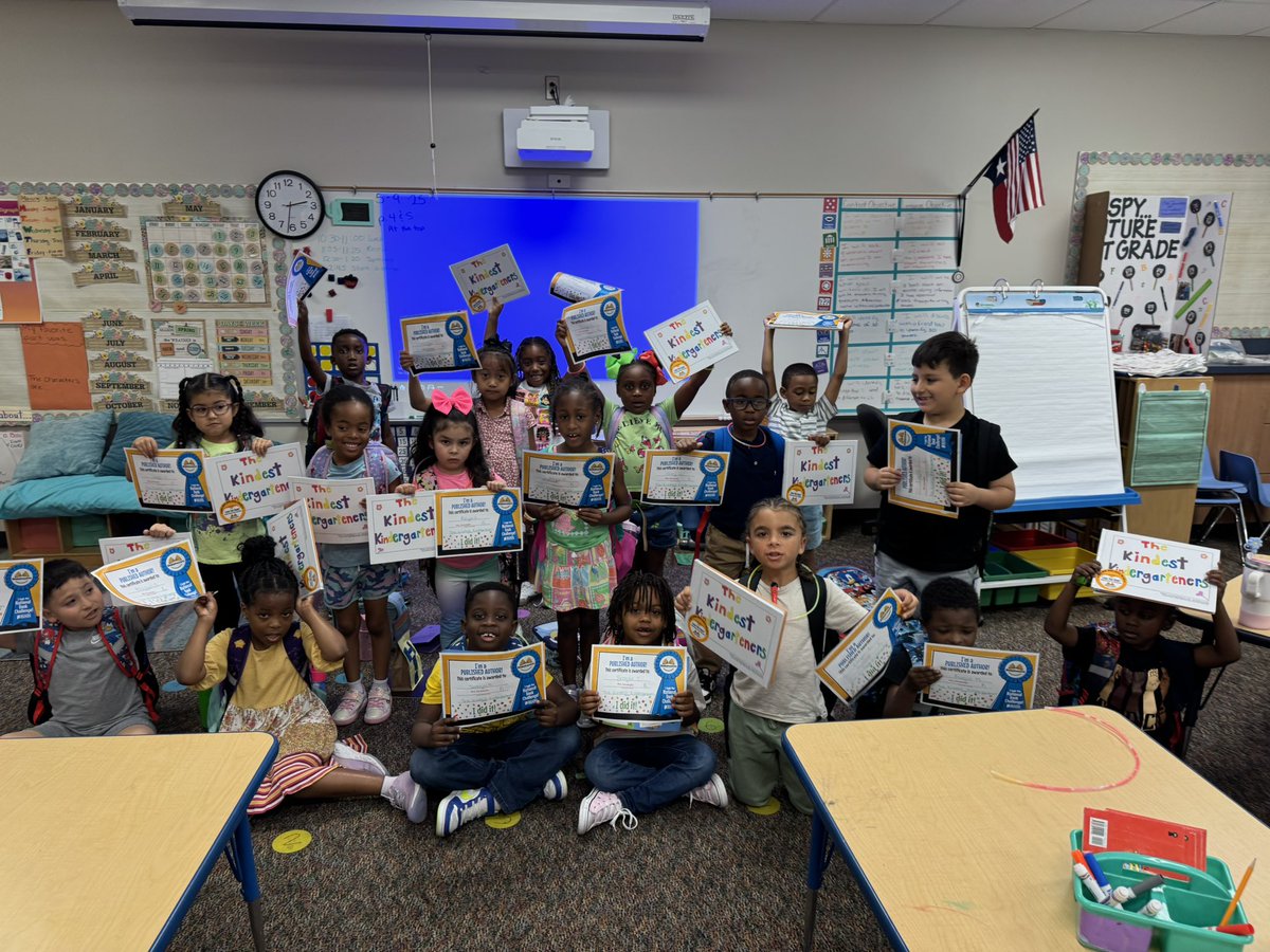 Mandi Jaramillo (@mandijaramillo) on Twitter photo So proud of my kindergarten writers <a href="/SLESuns/">Savannah Lakes Elem</a> They published a book with <a href="/studentreasures/">Studentreasures</a> We celebrated with a Glow party!!
#PublishingParty #ProudAuthors So proud of my kindergarten writers <a href="/SLESuns/">Savannah Lakes Elem</a> They published a book with <a href="/studentreasures/">Studentreasures</a> We celebrated with a Glow party!!
#PublishingParty #ProudAuthors