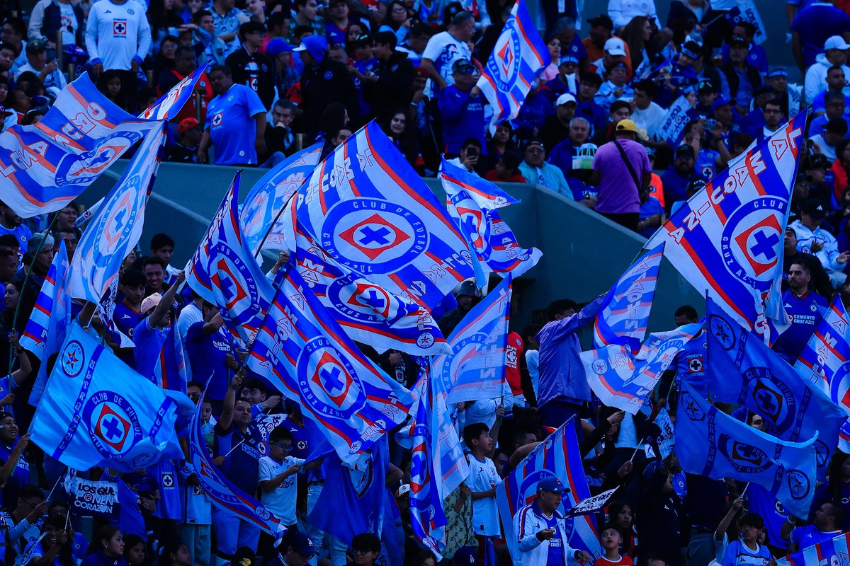 CRUZ AZUL (@cruzazul) on Twitter photo El 1° de junio tenemos un compromiso muy importante y todos juntos vamos por el objetivo.
En este momento inicia la venta general para la Gran Final de <a href="/TheChampions/">Concacaf Champions Cup</a>.
➡️ ticketmaster.com.mx/cruz-azul-bole… El 1° de junio tenemos un compromiso muy importante y todos juntos vamos por el objetivo.
En este momento inicia la venta general para la Gran Final de <a href="/TheChampions/">Concacaf Champions Cup</a>.
➡️ ticketmaster.com.mx/cruz-azul-bole…