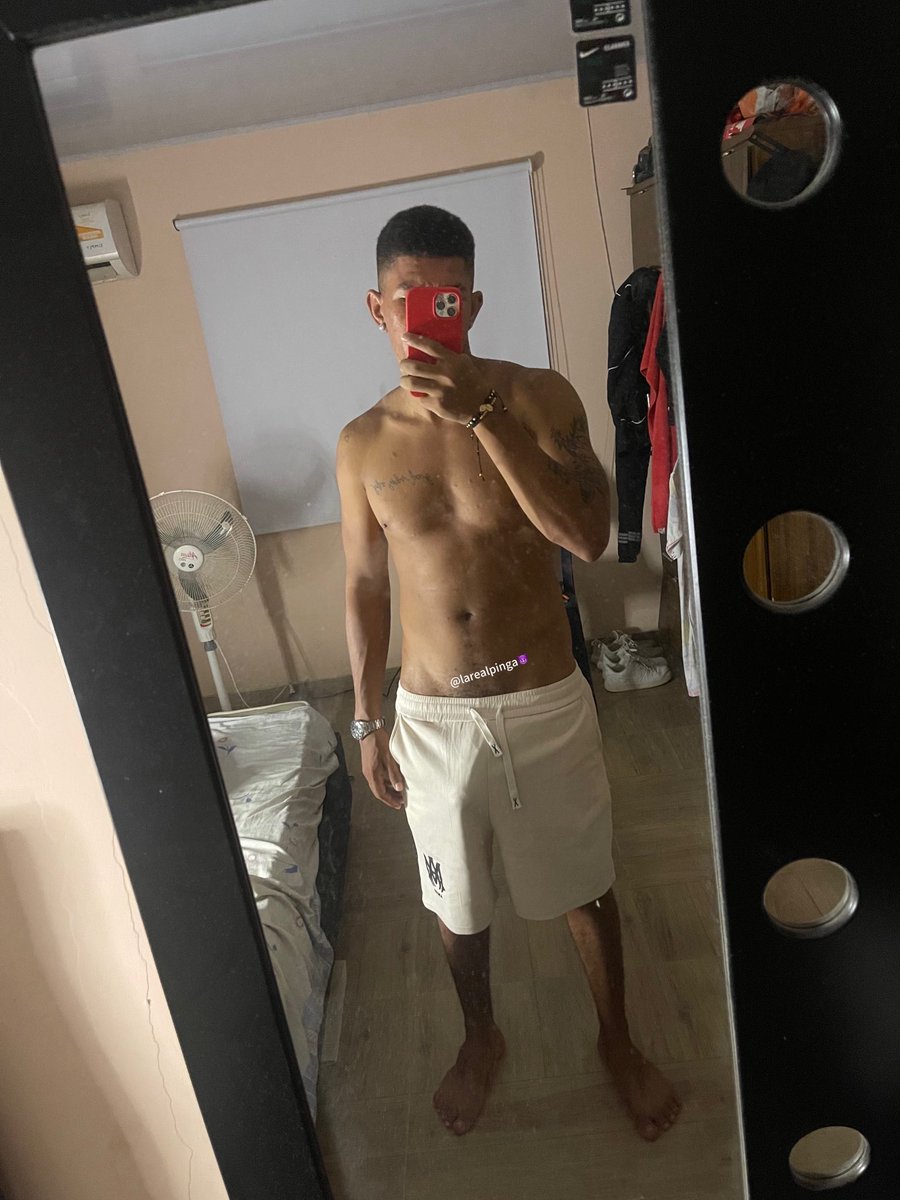 larealpinga's tweet photo. only say hi if you are 🏳️‍🌈 https://t.co/16tyPIcbRx
