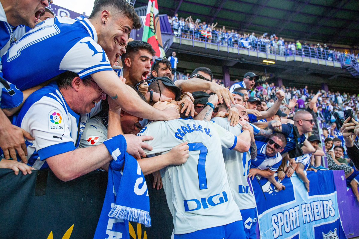 ¡¡EL GLORIOSO ES DE PRIMERA!! 🤍💙

Hemos luchado, hemos sufrido y LO HEMOS CONSEGUIDO. 

¡GOAZEN, GLORIOSO!