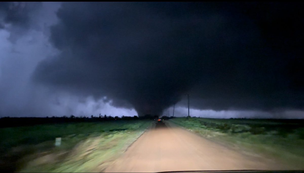 johnthomas1301's tweet photo. I woke up this morning thinking last night’s tornado was a nightmare, and while it still was, it was also real and impacted many families around Plevna, KS. I haven’t heard anyone that’s been seriously hurt, so that’s good. My heart and prayers go out to anyone who’s been affected by this. 

Even though I’ve only been chasing for the last 3 years and still have so much to see and learn, I’ve never seen anything so large and menacing in my entire life. And my dumbass was still driving straight towards it. #kswx #wxtwitter #wxx