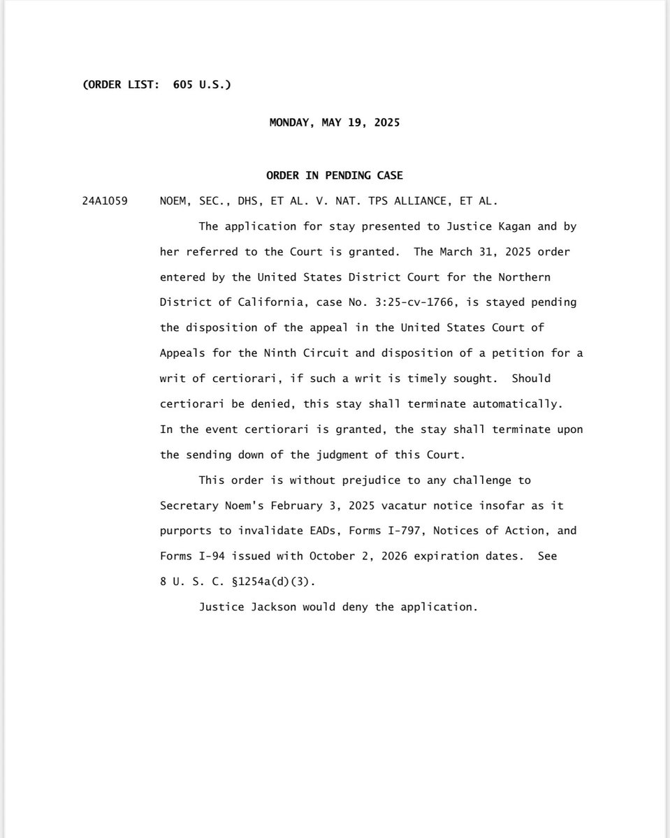 AliBradleyTV's tweet image. #BREAKING The Supreme Court in emergency order allows the Trump administration to strip hundreds of thousands of Venezuelans of Temporary Protected Status (TPS) given during the Biden administration—via our @NewsNation partners at @thehill: thehill.com/homenews/state…