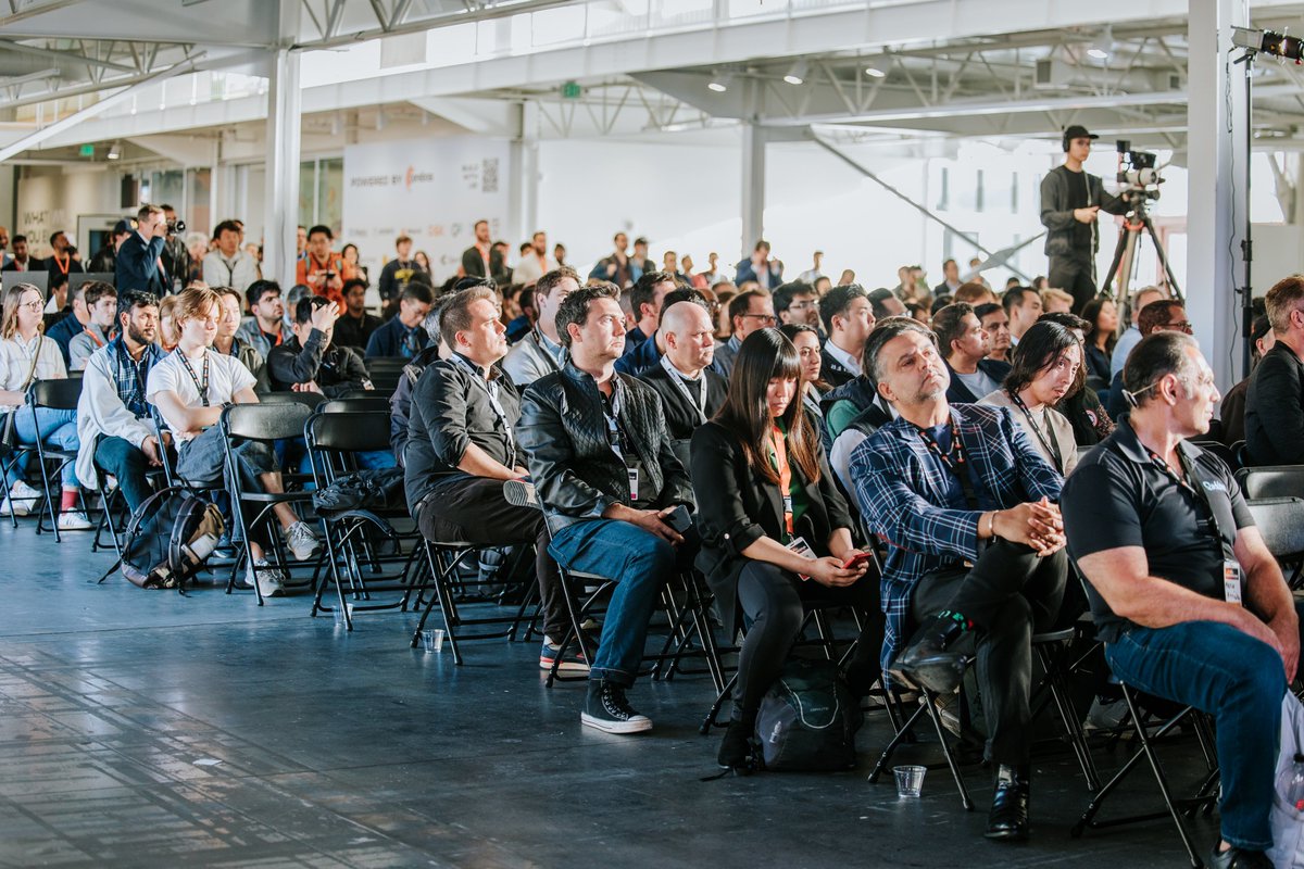 This year has been all about reasoning — faster inference, more capable agents, and real-time decision-making.

Last week I joined <a href="/dsa/">dsa</a>, CEO of <a href="/livekit/">LiveKit</a> (powering voice for OpenAI, Character AI, xAI), to ask:

What does reasoning look like in real-time voice AI — and how does