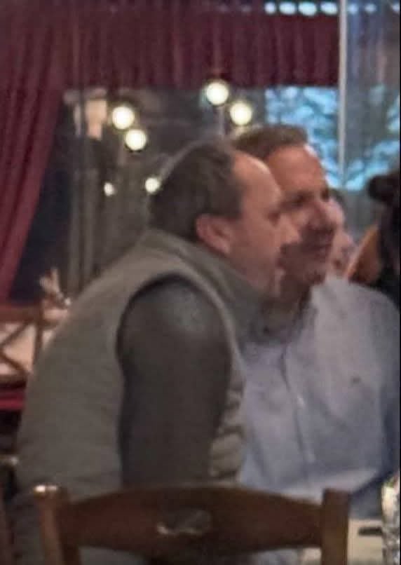 Редно е после оваа слика Оливер Спасовски веднаш да си поднесе неотповиклива оставка од функцијата Пратеник и сите функции што ги има во СДСМ