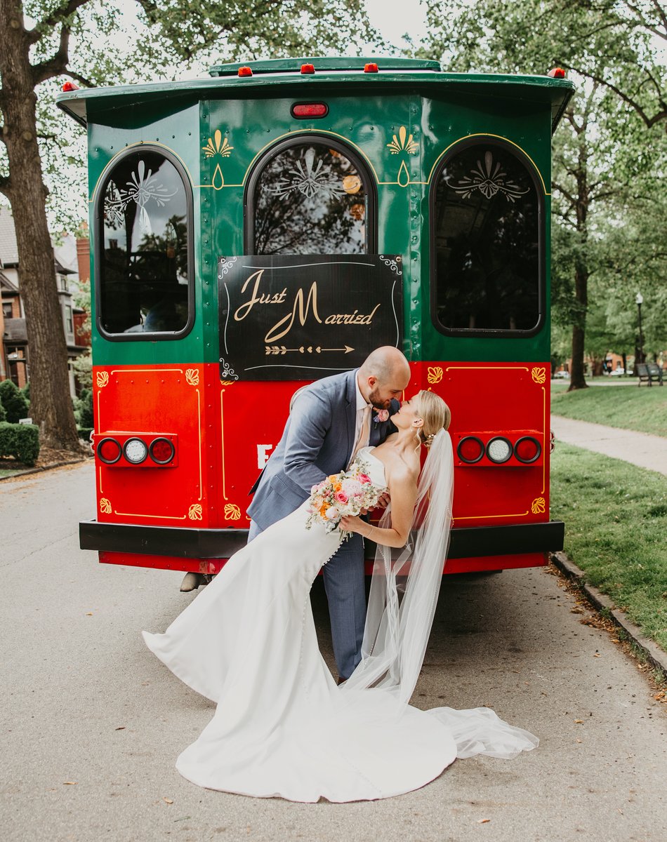 FunBusOH's tweet image. The Picture Perfect Wedding Trolley!!
Shannon and Stuart made a grand entrance in unforgettable style aboard our vintage-inspired wedding trolley. With its timeless charm, the Fun Bus trolley became a picture-perfect backdrop for their special day. #wedding #weddinginspiration