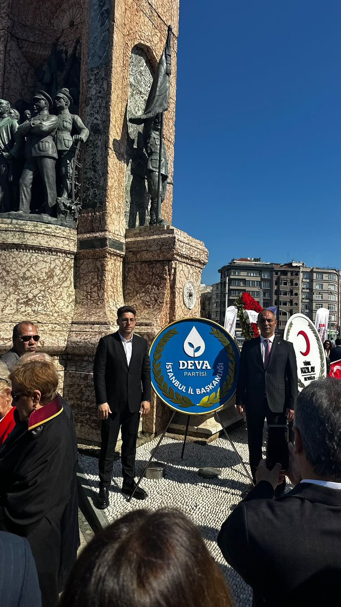 Genç Deva İstanbul (@gencdevaist) on Twitter photo 19 Mayıs Gençlik ve Spor Bayramı Kutlamalarına Taksim’de Çelenk sunma programına katılım sağladık.Gençliğin daha refah ve özgür hissettiği yarınlara umutla bakabilen bir Türkiye için çalışmaya durmadan devam edeceğiz
<a href="/gencdevagm/">Genç DEVA</a>
<a href="/istanbuldadeva/">DEVA Partisi İstanbul</a>
<a href="/A_HakanAgaoglu/">Ali Hakan Ağaoğlu</a>
<a href="/av_msbasaran/">Av. Mehmet Sait BAŞARAN</a> 19 Mayıs Gençlik ve Spor Bayramı Kutlamalarına Taksim’de Çelenk sunma programına katılım sağladık.Gençliğin daha refah ve özgür hissettiği yarınlara umutla bakabilen bir Türkiye için çalışmaya durmadan devam edeceğiz
<a href="/gencdevagm/">Genç DEVA</a>
<a href="/istanbuldadeva/">DEVA Partisi İstanbul</a>
<a href="/A_HakanAgaoglu/">Ali Hakan Ağaoğlu</a>
<a href="/av_msbasaran/">Av. Mehmet Sait BAŞARAN</a>