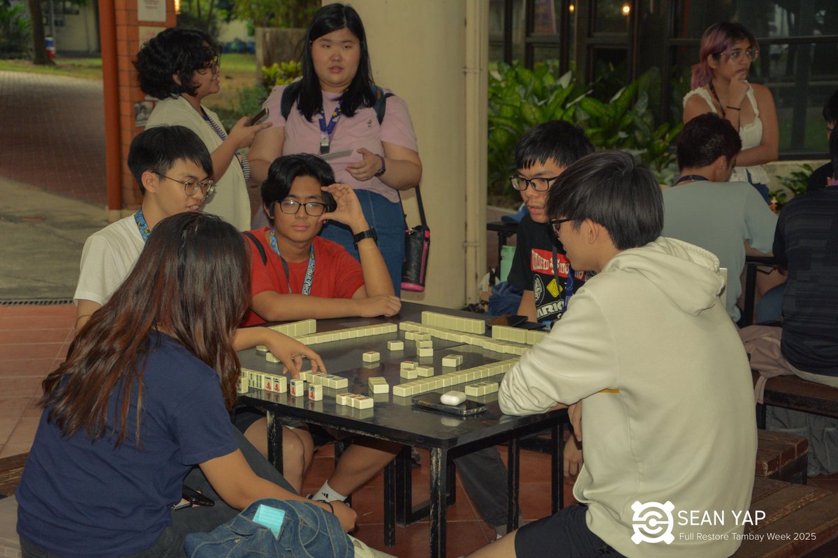 CompSAt's tweet photo. Before we jump back to the academic grind, let’s take a moment to look back on the fun memories from the past week. 🤩

Corgear enjoyed making memories with you all! 💖

Photos taken and post-processed by: Sam Daradar, Abby Montayre, and Sean Yap
Spiel by: Vinni Palmiano https://t.co/FkZtvCeGJ8