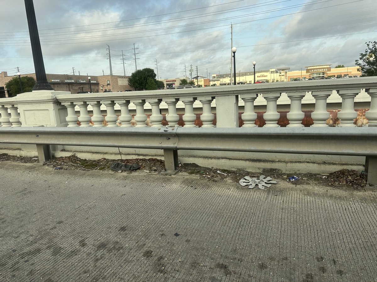 Jacob Cuevas (@jcuevas_713) on Twitter photo <a href="/HoustonTX/">City of Houston</a> <a href="/IAmMaryBenton/">Mary Benton</a> <a href="/houmayor/">Houston Mayor's Office</a> Yall didn’t clean up anything. This is months and months worth of debris buildup on Heights Boulevard. Stop lying to us. <a href="/HoustonTX/">City of Houston</a> <a href="/IAmMaryBenton/">Mary Benton</a> <a href="/houmayor/">Houston Mayor's Office</a> Yall didn’t clean up anything. This is months and months worth of debris buildup on Heights Boulevard. Stop lying to us.