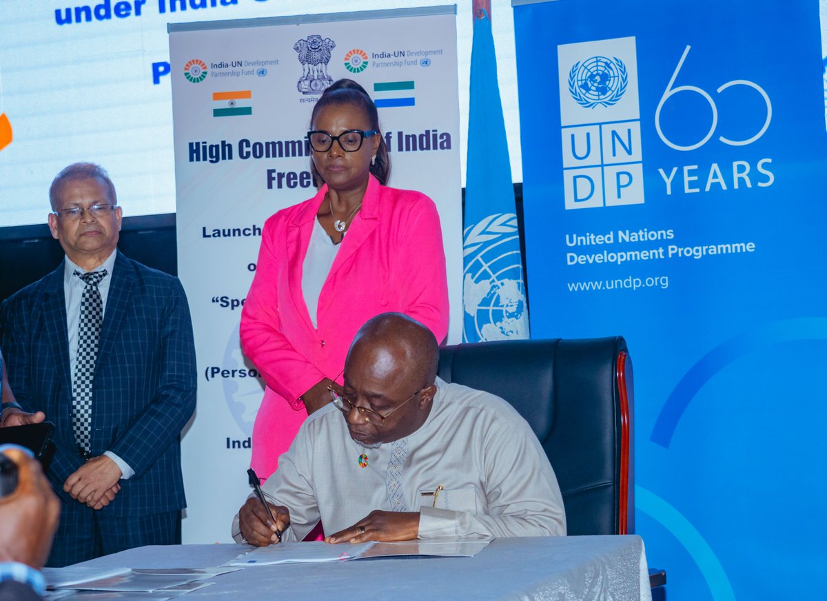 DakshinNews's tweet photo. India and Sierra Leone, in collaboration with @UNDP, have launched a transformative project to economically empower specially abled persons and advance inclusive development across Sierra Leone.

Read: https://t.co/oJaAkIK5wU.

#DAKSHINinAction #GlobalSouth https://t.co/KGoGvvTrvF