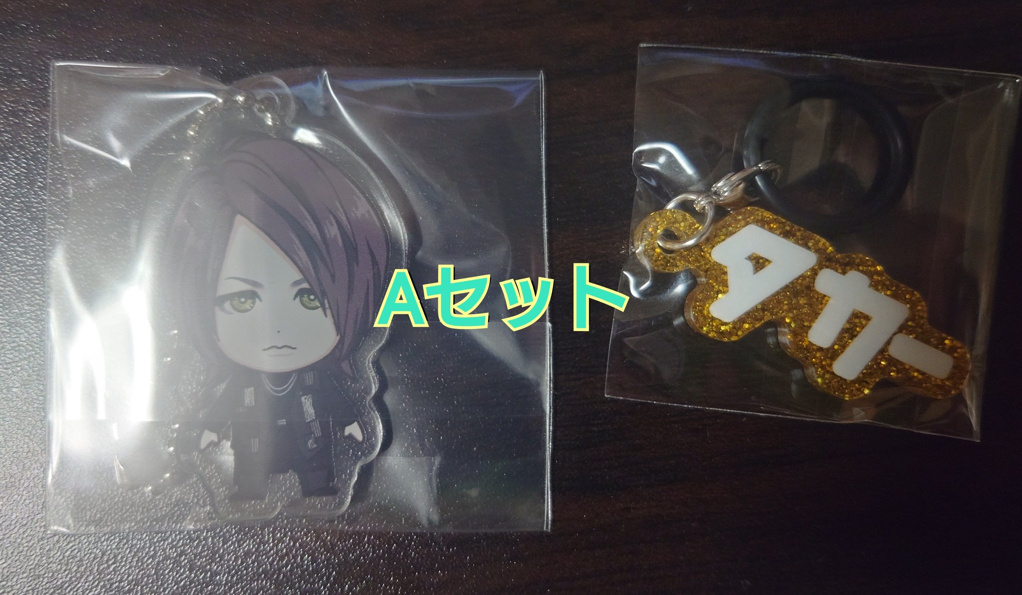 PIERROT ロト アクリルスタンド 5体セット、ステッカー