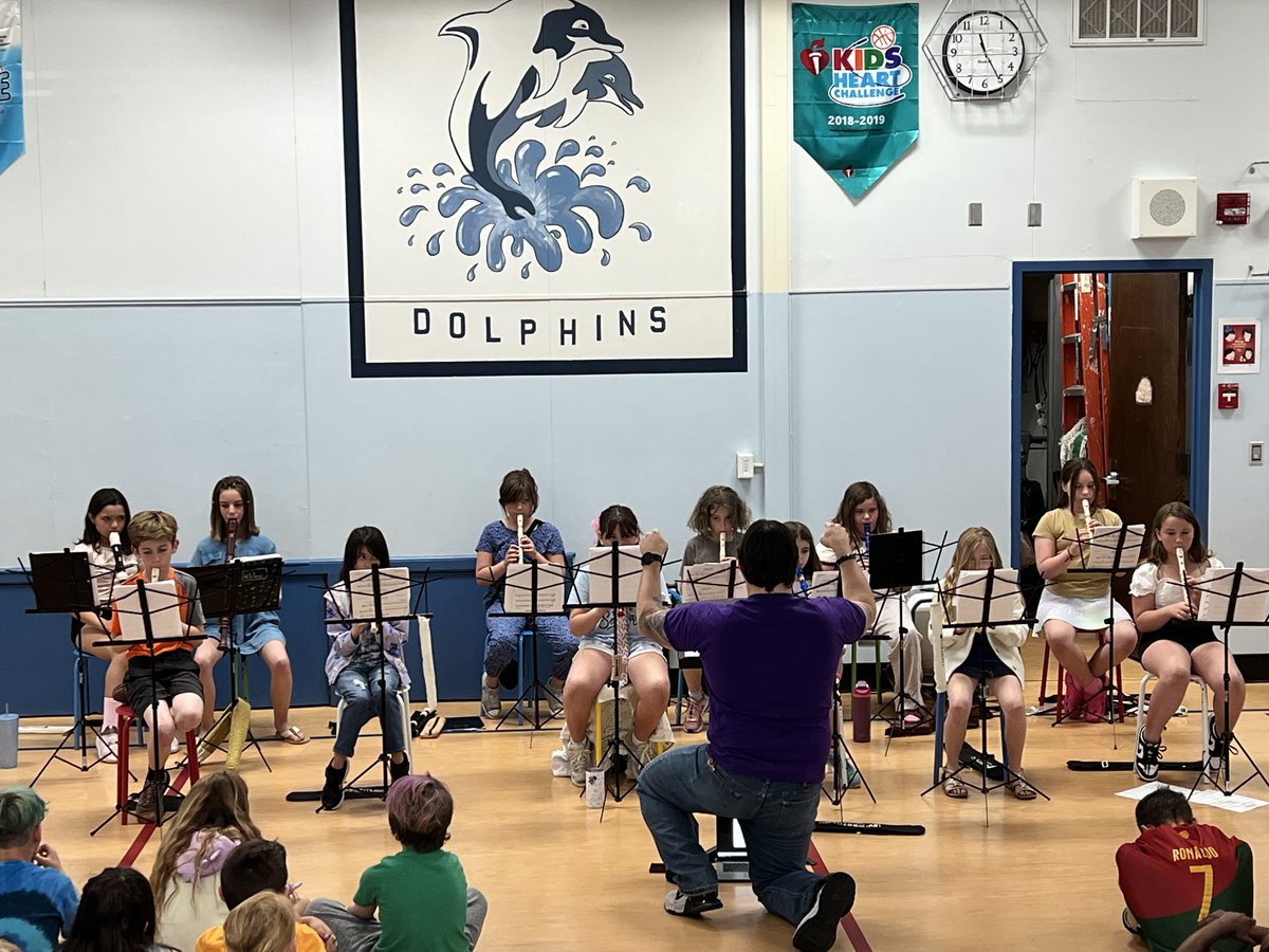LM_Dolphins's tweet photo. 🎵 Our gym was alive with music on Friday as our amazing Recorder Consort performed for every class! After a year of hard work and practice, these talented students blew us away with their sound! 👏🎶 So proud of their dedication and musical magic! ✨ #lmdolphins #d15rocks https://t.co/cfQOS23doj