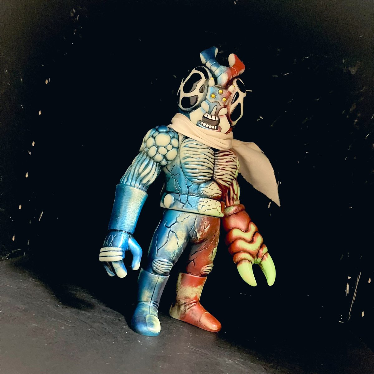 DISC_IN's tweet photo. ドラゴンフライダー⚡️⚡️ありがとうございます！
赤と青の中、大きな瞳のブラック・ポイントのゴールドが劇しく輝いてます⚡️衝撃を手にできて嬉しい！
#真頭玩具 #realhead #realxhead https://t.co/pVYTD7T7T2