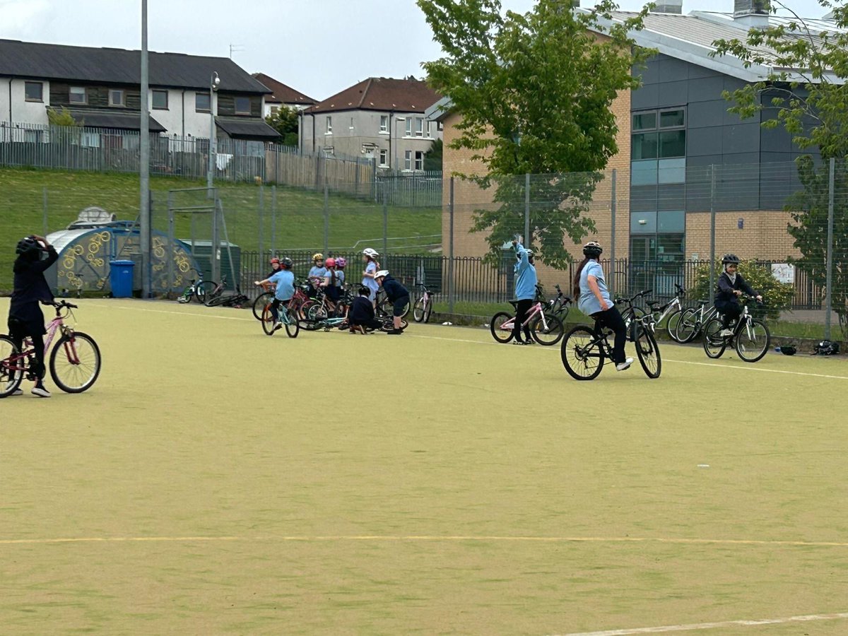 St Bernard's Primary (@stbernardsps) on Twitter photo Primary 5a enjoying their Bikeability lessons this afternoon ๐ฒ <a href="/BikeabilityUK/">Bikeability</a> #health&wellbeing #outdoorlearning Primary 5a enjoying their Bikeability lessons this afternoon ๐ฒ <a href="/BikeabilityUK/">Bikeability</a> #health&wellbeing #outdoorlearning