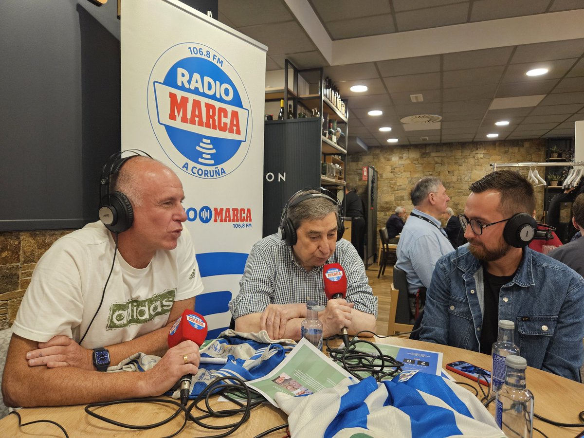 Lendoiro y Jaime, junto a nuestros colaboradores, en La.Con.Fusión, en un día muy especial en <a href="/rmarcacoruna/">Radio MARCA Coruña</a>. 

<a href="/JesusSobrinoGos/">Jesús Sobrino</a> 
<a href="/PabloParra_95/">Pablo Parra</a> 
<a href="/juanjyordi/">Juan Yordi</a> 
<a href="/mauriescuredo/">Mauricio Escuredo7️⃣</a> 
<a href="/AztecaBox/">Azteca Box</a>
<a href="/LinaresSouto/">Manuel Souto Linares</a>