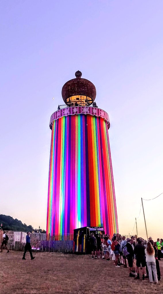 GlastoMole tweet media