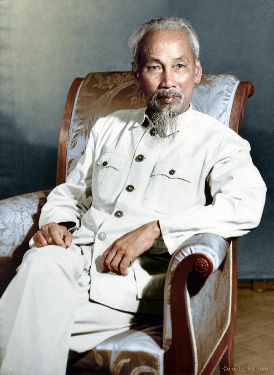 🇨🇺🇻🇳Su nombre significaba "El que ilumina" y eso hizo Ho Chi Minh, iluminar al pueblo vietnamita con sus ideas de independencia. Luchó contra el dominio colonial francés, fundó la República Democrática de Vietnam y forjó una gran hermandad entre ambos países. Nació hace 135 años.