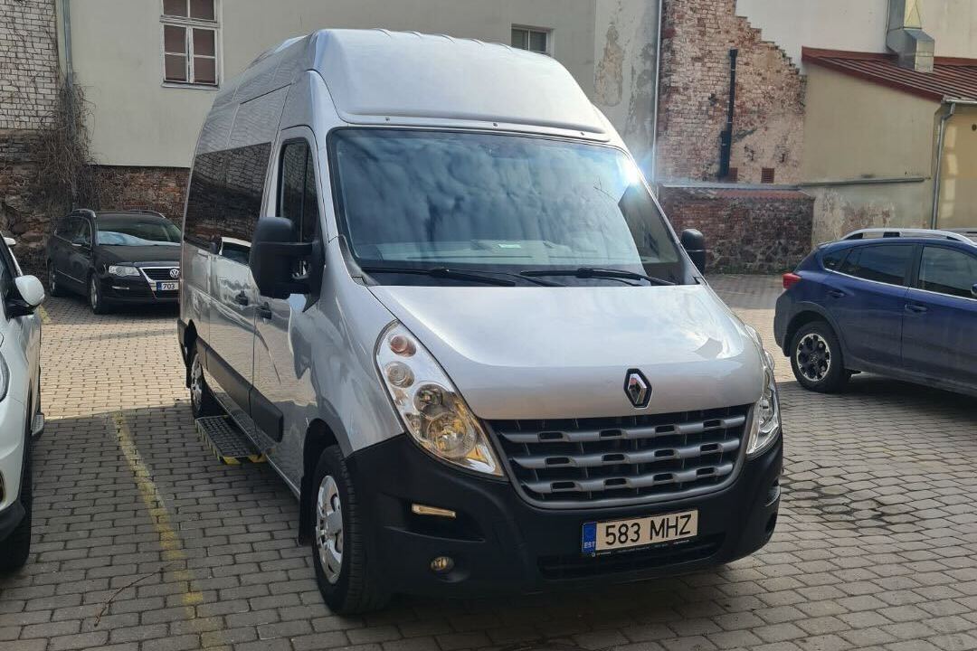 Käivitasime kevadel annetuskampaania, et hankida sõpruslinnale Lvivile sõidukid, mida kasutavad nende korrakaitseüksused. Lvivi saadetakse peagi 3 väikebussi, millest üks tuleb tartlaste annetustest, teise bussi saadab Tartu linn ja kolmanda GoBus. 🇺🇦🇪🇪
tartu.ee/et/uudised/tar…