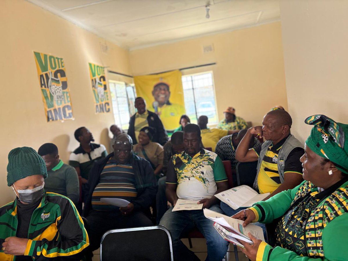 ReginahMhaule's tweet photo. MKHONDO PARLIAMENTARY CONSTITUENCY
This morning we are convening a strategic engagement with all Ward & PR councillors operating within Mkhondo Local Municipality #ANCLeads #ANCLives @MYANC @ANCMPUMALANGA https://t.co/cpe0th3SYS