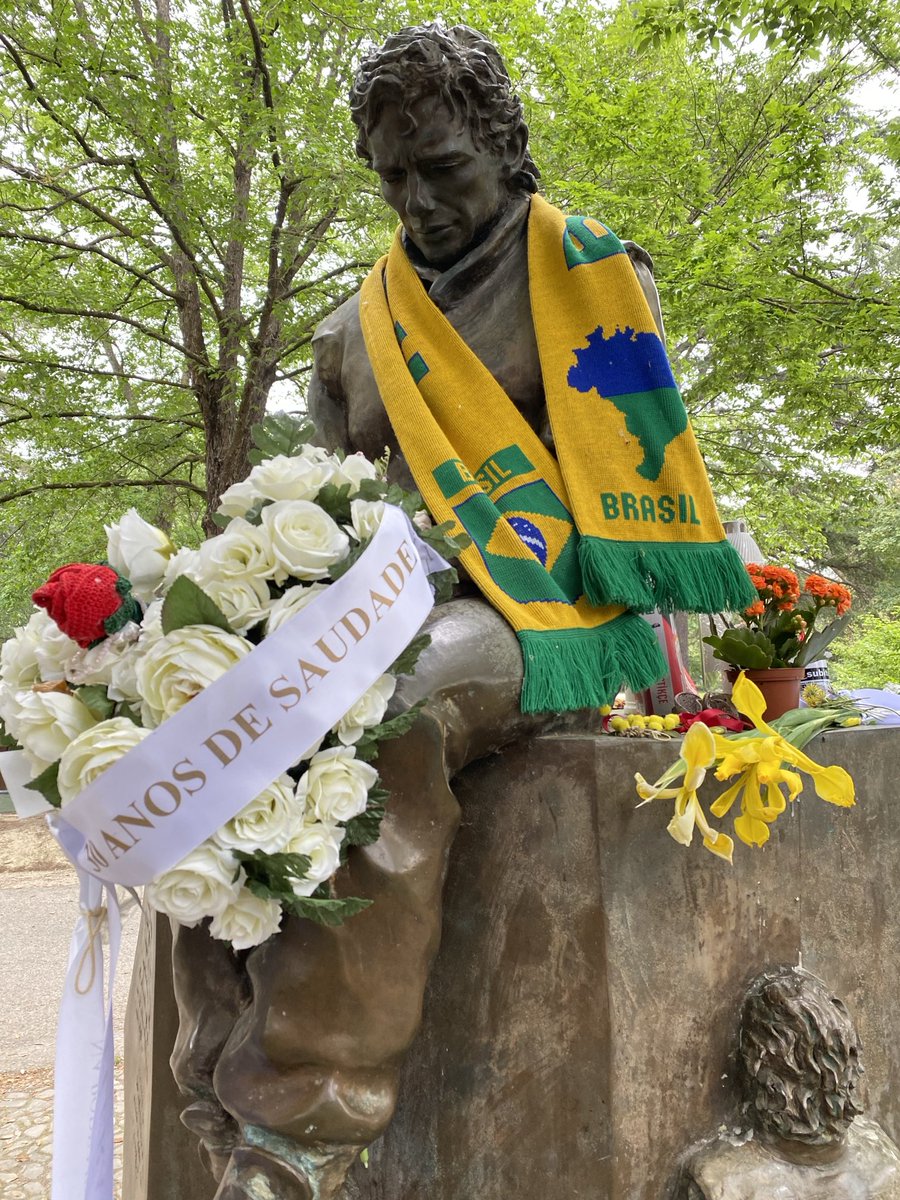 Impossible de quitter Imola sans un détour par Tamburello…#ImolaGP #F1 #rtbfsport