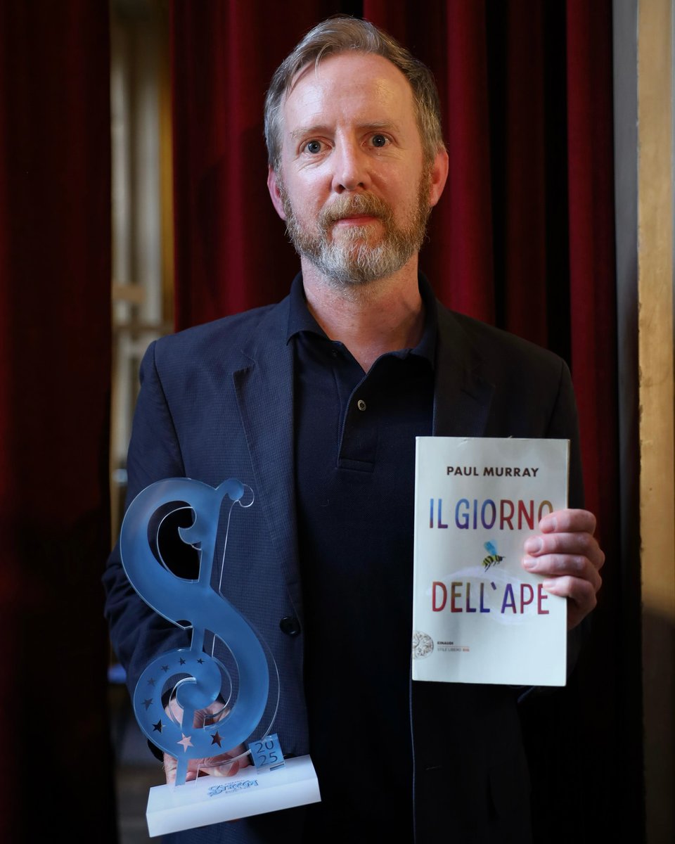 Great success for the Irish writer Paul Murray who won the 12th Premio Strega Europeo Award, the international section of the iconic Italian Literary Strega Prize. Do not miss the 3rd edition of the Festival of Italian and Irish Literature in Ireland - FIILI 2025 #irishliterature