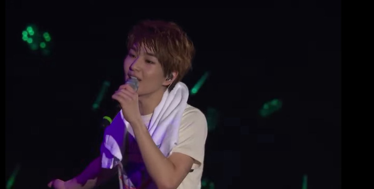 BookSuburbia's tweet photo. This song, and this Jinki made me a Shawol🥹🩵🐰
#SWII
#SHINee
#SHINee_PoetlArtist 
#SHINeeWeek
#SHINeeWORLDVII_ESSAY https://t.co/pmvN0HrzHy