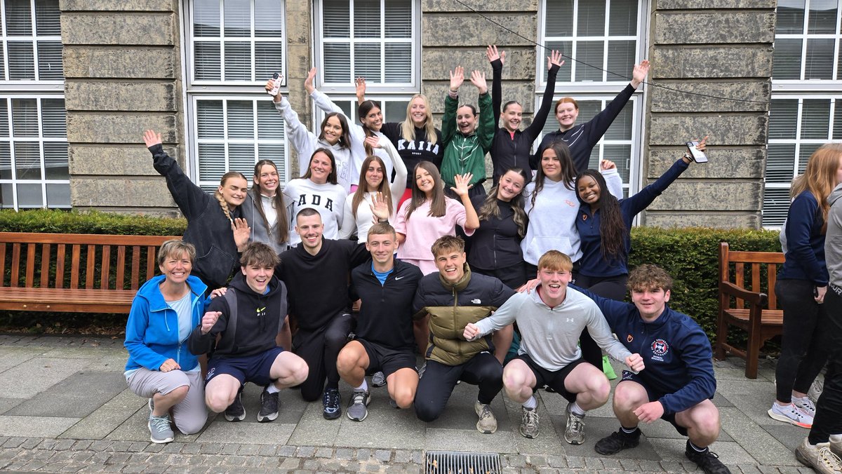 MA(Hons) PE (@uoe_pe) on Twitter photo Final day for Year 1. With a successful first placement under their belts, they can enjoy a relaxing summer! #Fabulous year group π <a href="/MorayHouse/">Moray House School of Education and Sport</a>. Oh, and #Fabulous home baking from <a href="/JuneMur47035706/">June Murray</a> for the sports afternoon, thank you! Final day for Year 1. With a successful first placement under their belts, they can enjoy a relaxing summer! #Fabulous year group π <a href="/MorayHouse/">Moray House School of Education and Sport</a>. Oh, and #Fabulous home baking from <a href="/JuneMur47035706/">June Murray</a> for the sports afternoon, thank you!