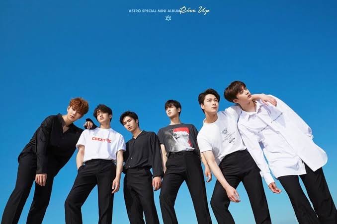 eckaixD's tweet photo. @hanayarico Rather than my most favorite, this will be the most memorable for me.
The release of the "Rise Up" album, after being on hiatus for so long and having the fear of almost disbanding due to company issues, Astro gives Aroha assurance that they are still with us! https://t.co/d3MGISVNy1