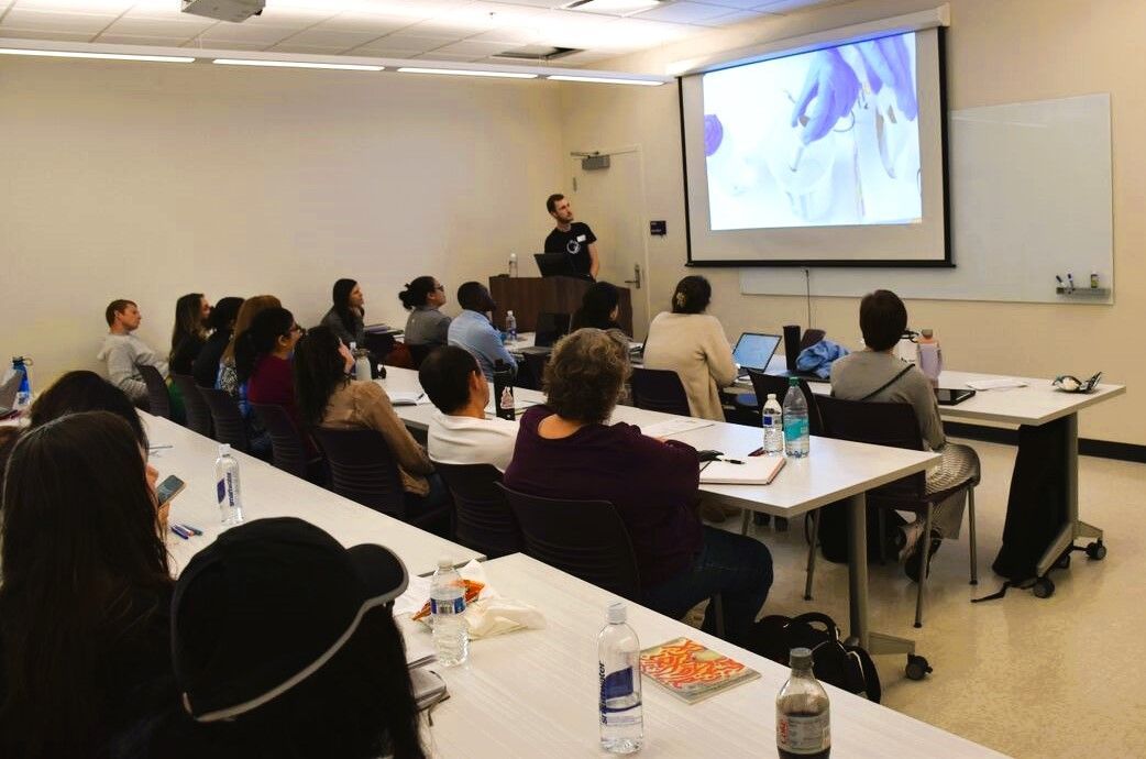 OroborosI's tweet photo. How was your weekend? Ours was fantastic: we held an Oroboros Workshop in Baton Rouge with the help of host and local organizer Brian Irving (@MitoPhys, @LSU_Kinesiology). Thanks to all who joined the fun, the science, and of course, the BBQ! 
More photos: https://t.co/UMUs2uGhS2 https://t.co/zNwivwo2qb