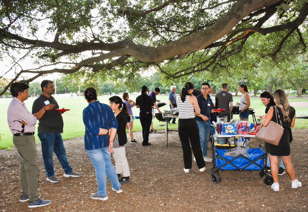 OroborosI's tweet photo. How was your weekend? Ours was fantastic: we held an Oroboros Workshop in Baton Rouge with the help of host and local organizer Brian Irving (@MitoPhys, @LSU_Kinesiology). Thanks to all who joined the fun, the science, and of course, the BBQ! 
More photos: https://t.co/UMUs2uGhS2 https://t.co/zNwivwo2qb