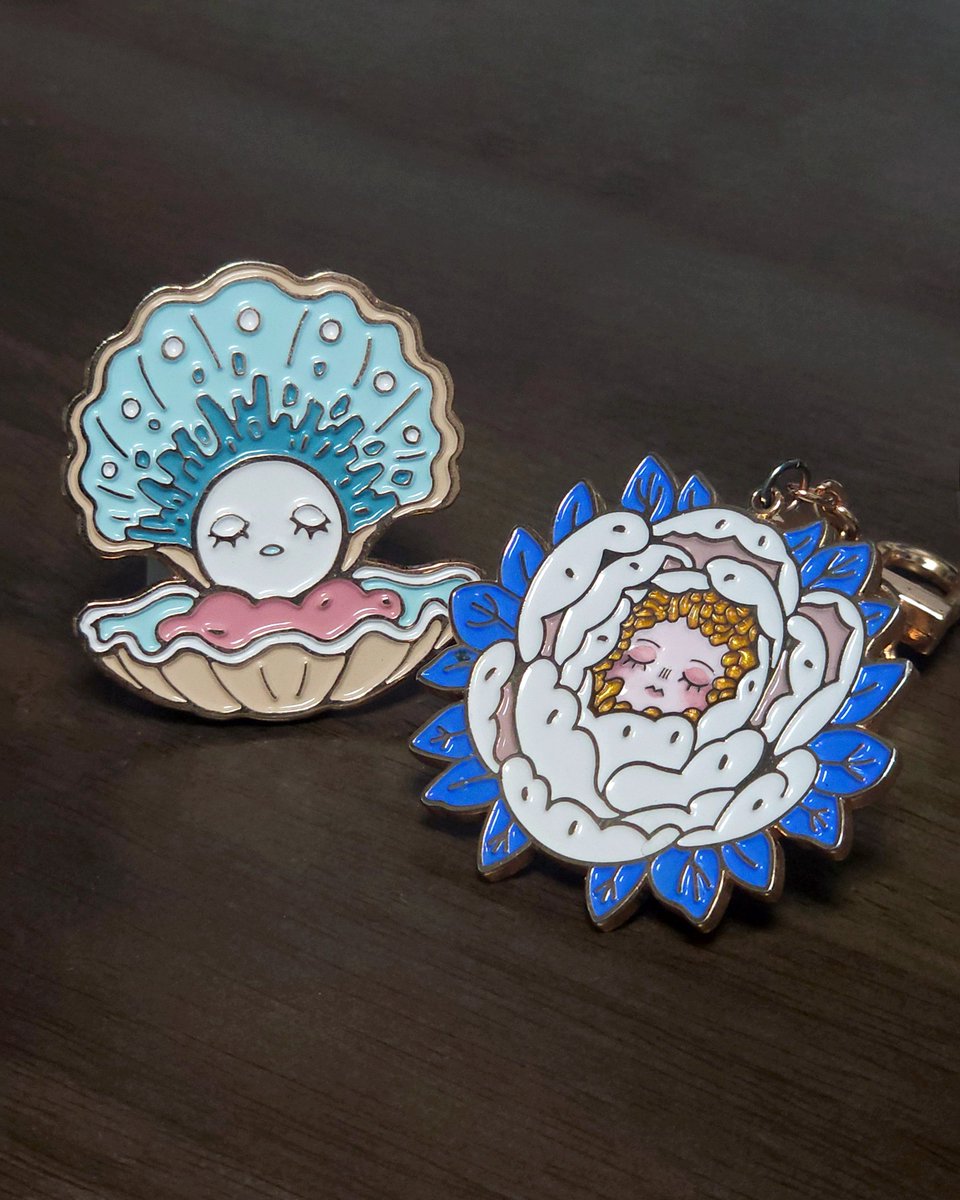 🐦‍⬛
격조하였습니다..
이번 주 부터, 《카유 이야기》연재를 재개합니다.
7편은 이번 수요일, 인스타에 업로드 될 예정이예요. 

—
앞으로,
트위터에는 컷 일부와 함께
업로드 공지만 올릴 예정이며,
정식 연재 + 덧글 이벤트는 인스타에서 진행됩니다.
▶ instagram.com/dom_doming

—
💬덧글 이벤트