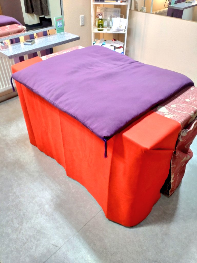 第2回Boo-Foo-Woo落語会
見た目は20代、中身は重鎮のこしら師匠
あくび指南
看板のピン
凄かったね高座、まさかのサイズ感で扇子も手ぬぐいも鏡の前へ移動に（笑）