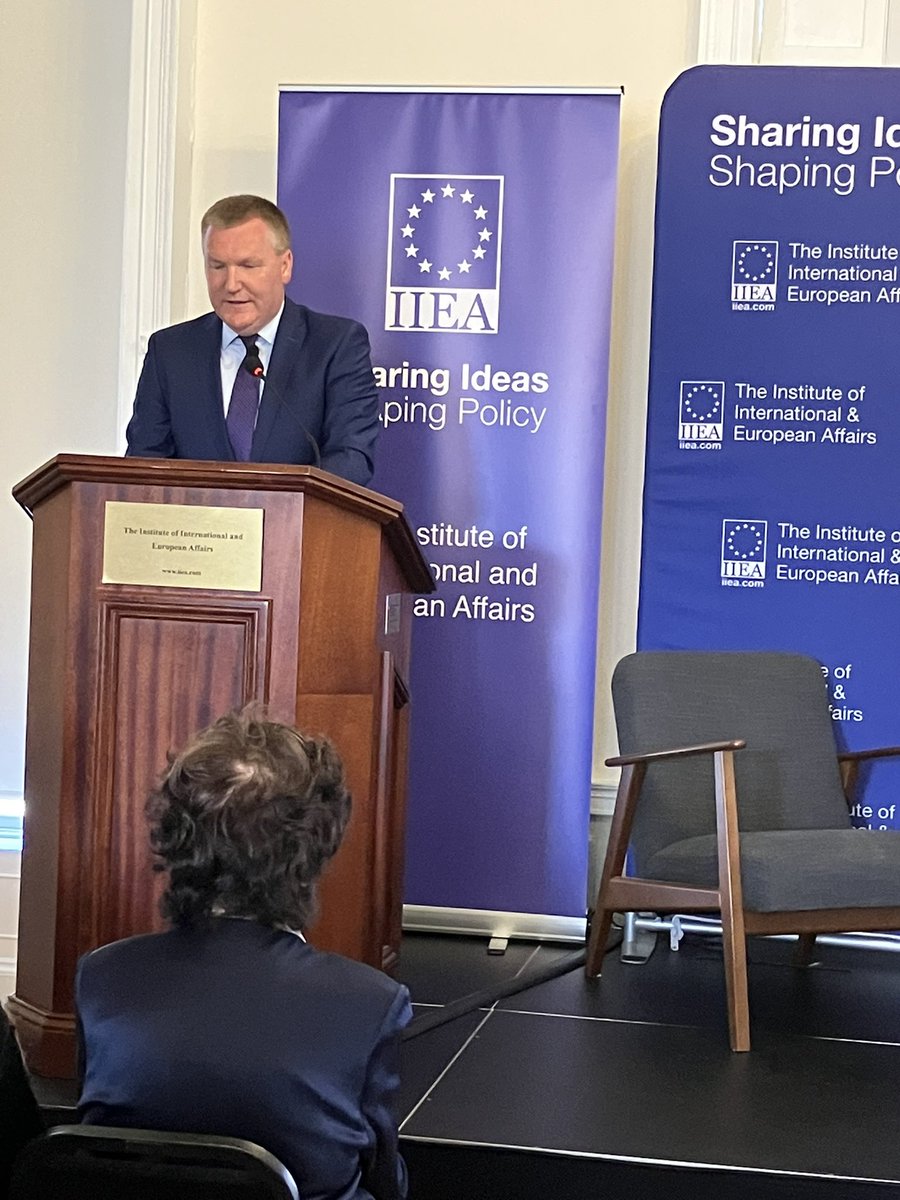 Delighted to welcome Commissioner <a href="/EUCssrMcGrath/">Michael McGrath</a>, the EU’s lead on Democracy, Justice, the Rule of Law, and Consumer Protection, to address <a href="/iiea/">IIEA</a> on how the EU can safeguard its democratic foundations. 

This event is also being live-streamed on YouTube: youtube.com/live/rbBVkJS_V…