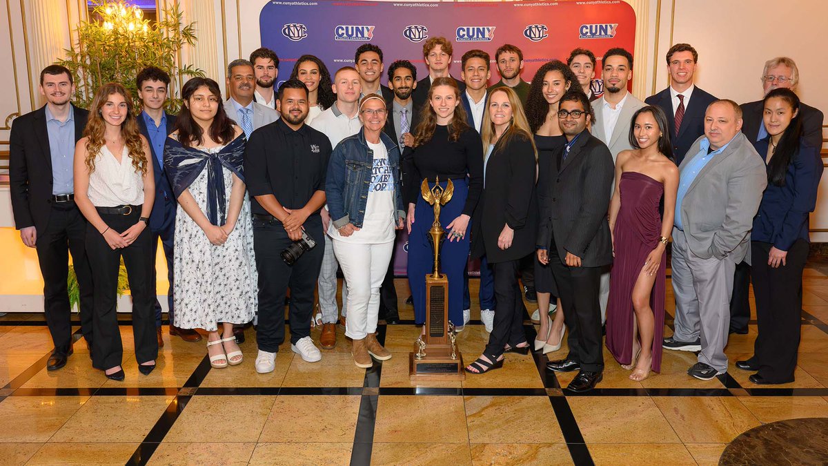 CUNY Athletic Conference (@cunyac) on Twitter photo .<a href="/BaruchAthletics/">Baruch College Athletics</a> Claims 2024-25 CUNYAC Commissioner's Cup
1) Baruch - 135
2) <a href="/HunterAthletics/">Hunter Athletics</a> - 115
3) <a href="/JJayAthletics/">John Jay Athletics</a> - 84
cunyathletics.com/news/2025/5/15…
#TheCityPlaysHere .<a href="/BaruchAthletics/">Baruch College Athletics</a> Claims 2024-25 CUNYAC Commissioner's Cup
1) Baruch - 135
2) <a href="/HunterAthletics/">Hunter Athletics</a> - 115
3) <a href="/JJayAthletics/">John Jay Athletics</a> - 84
cunyathletics.com/news/2025/5/15…
#TheCityPlaysHere