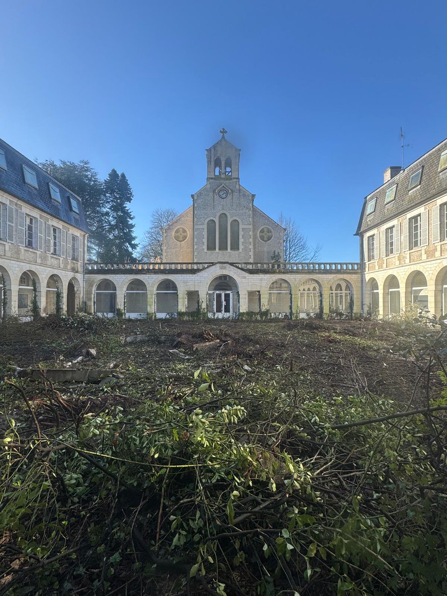 Préfète Centre-Val de Loire et Loiret (@prefet45_centre) on Twitter photo Visite du chantier "intemporel" à saint-Jean-de-la-Ruelle en présence de Sophie BROCAS <a href="/Prefet45_Centre/">Préfète Centre-Val de Loire et Loiret</a>
➡Rénovation et transformation d'un cloître en 30 logements
➡construction de 2 bâtiments avec 55 logements en accession libre
➡️17 logements en Bail réel solidaire Visite du chantier "intemporel" à saint-Jean-de-la-Ruelle en présence de Sophie BROCAS <a href="/Prefet45_Centre/">Préfète Centre-Val de Loire et Loiret</a>
➡Rénovation et transformation d'un cloître en 30 logements
➡construction de 2 bâtiments avec 55 logements en accession libre
➡️17 logements en Bail réel solidaire