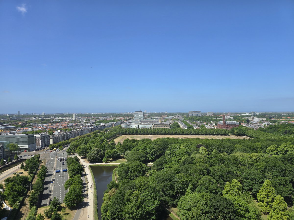 Werkbezoek KJ Den Haag: de dames waren weer op pad!

De dames zijn weer op werkbezoek geweest en dit keer leidde de route naar👉project KJ Den Haag.

Het was een geslaagde middag op dit indrukwekkende project. Op naar het volgende werkbezoek!

#werkbezoek #denhaag