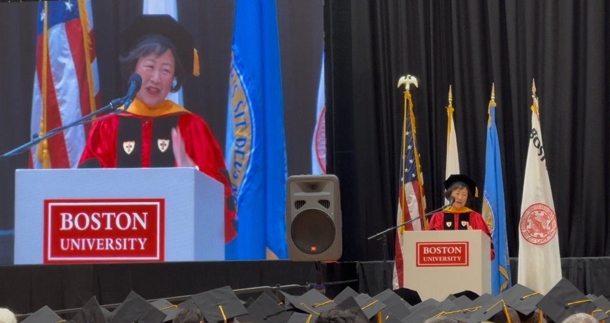 BU Computing & Data Sciences (CDS) (@bu_cds) on Twitter photo Grateful to Marjorie Hsu (ENG’86, Questrom’93) for delivering a visionary keynote at our 2025 CDS Convocation <a href="/BU_Tweets/">Boston University</a>. Her reflections on leadership, values & emerging technologies deeply resonated with our community. Full recap➡️ bu.edu/cds-faculty/cd… Grateful to Marjorie Hsu (ENG’86, Questrom’93) for delivering a visionary keynote at our 2025 CDS Convocation <a href="/BU_Tweets/">Boston University</a>. Her reflections on leadership, values & emerging technologies deeply resonated with our community. Full recap➡️ bu.edu/cds-faculty/cd…
