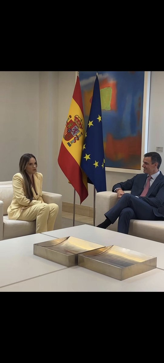 Última hora 🚨🚨🚨🚨🚨
PP-V🤮X  , Hazte Oír y Manos Limpias piden crear una comisión de investigacion para saber si el traje de Melody lo compró la asesora de Begoña Gómez. El juez Peinado se ha pedido la causa para el solito.
Joder Pedro, la que estáis liando