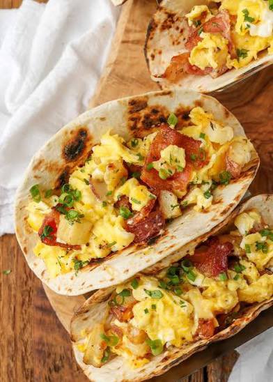 YvonneN_KVUE's tweet image. Foodie Friday is coming back! What’s your favorite spot to grab a breakfast taco? It can be a food truck/restaurant. We want to hear from you. @KVUE #FoodieFridays