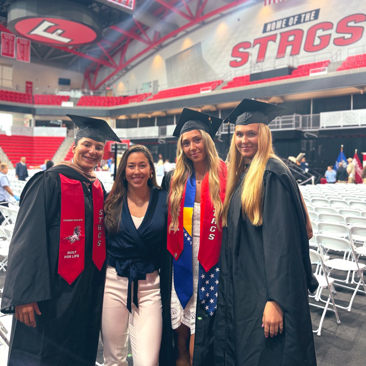 Carly Thibault (@ctbow) on Twitter photo Amazing weekend celebrating our graduates who have given so much love, joy, & hope to our <a href="/FairfieldU/">Fairfield University 🦌</a> community!
Iza,Emina,Rai are going to play pro, Kendall is getting into coaching, Ais is going into creative content/graphic design, & Beach is coming back for her 5th year!🤘🏼🫶🏼 Amazing weekend celebrating our graduates who have given so much love, joy, & hope to our <a href="/FairfieldU/">Fairfield University 🦌</a> community!
Iza,Emina,Rai are going to play pro, Kendall is getting into coaching, Ais is going into creative content/graphic design, & Beach is coming back for her 5th year!🤘🏼🫶🏼