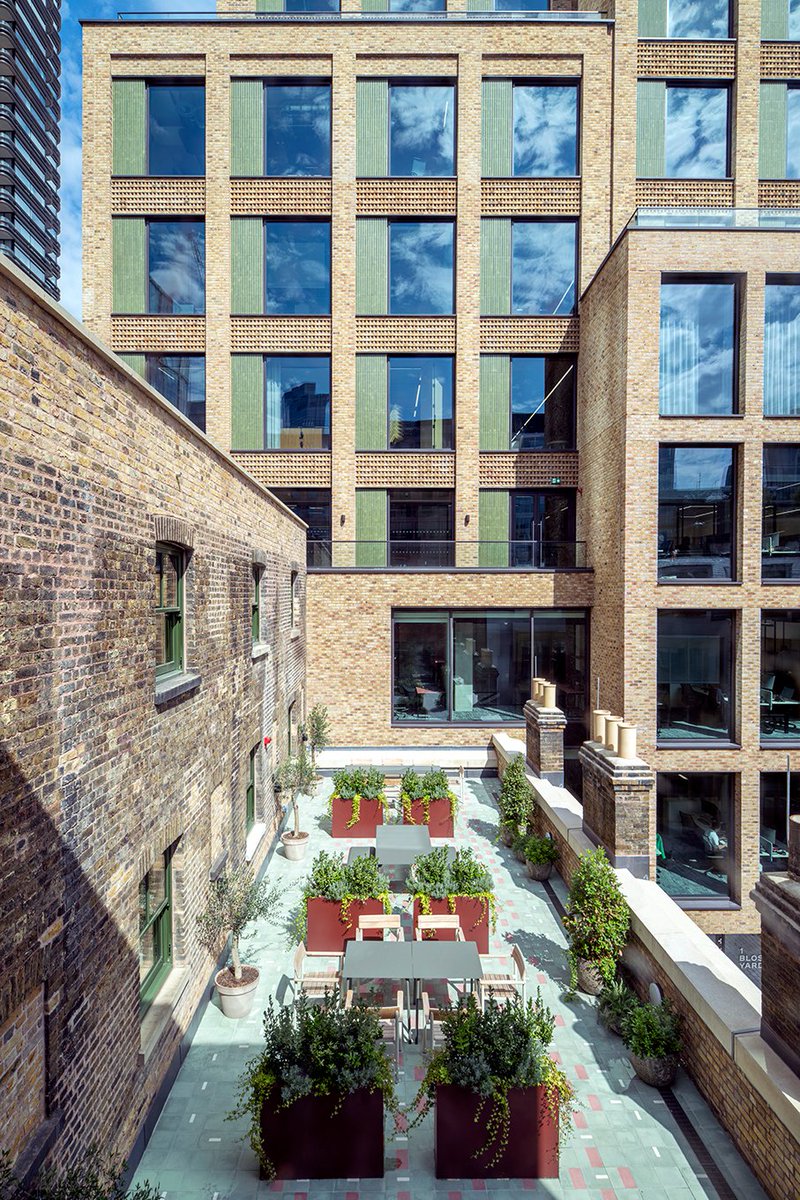 Jonathan Banks tweet media