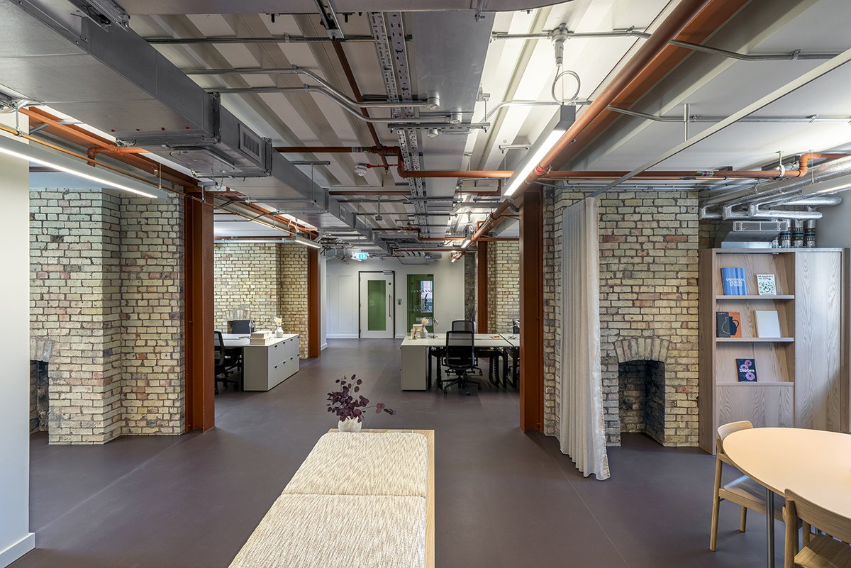 Norton Folgate is one of the most complex projects delivered by <a href="/britishland/">British Land</a> &amp; the #architect team led by <a href="/AHMMArchitects/">AHMM</a> &amp; including DSDHA , East, Morris+Company &amp; Stanton Williams. <a href="/QOBInteriors/">QOB Interiors</a>  provided 12,000 sq. ft of flexible workspace at no.15 - Photos by <a href="/Photobanks/">Jonathan Banks</a>