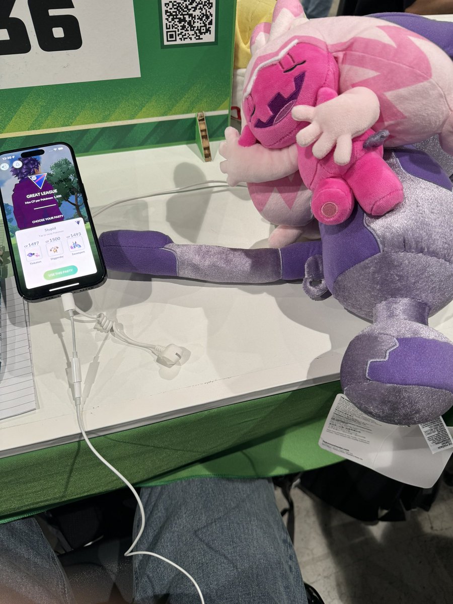 2-2 in the Utrecht Special Event (go Lanturn)
Really pleased to finally win sets again… really felt demotivated after euic but had a really good weekend away, thanks <a href="/Statastan/">Statastan</a> for hosting me, see everyone next year <3

Ft <a href="/_Lifegiving_/">Lifegiving</a> ‘s tinkaton