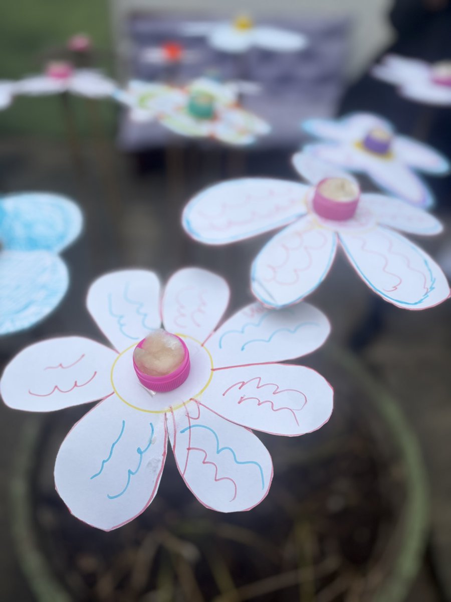 In our gardening club students created these very cute butterfly feeders. With Leva from <a href="/wildlifebcn/">The Wildlife Trust for Beds, Cambs & Northants</a> 🦋 A fantastic hands-on experience