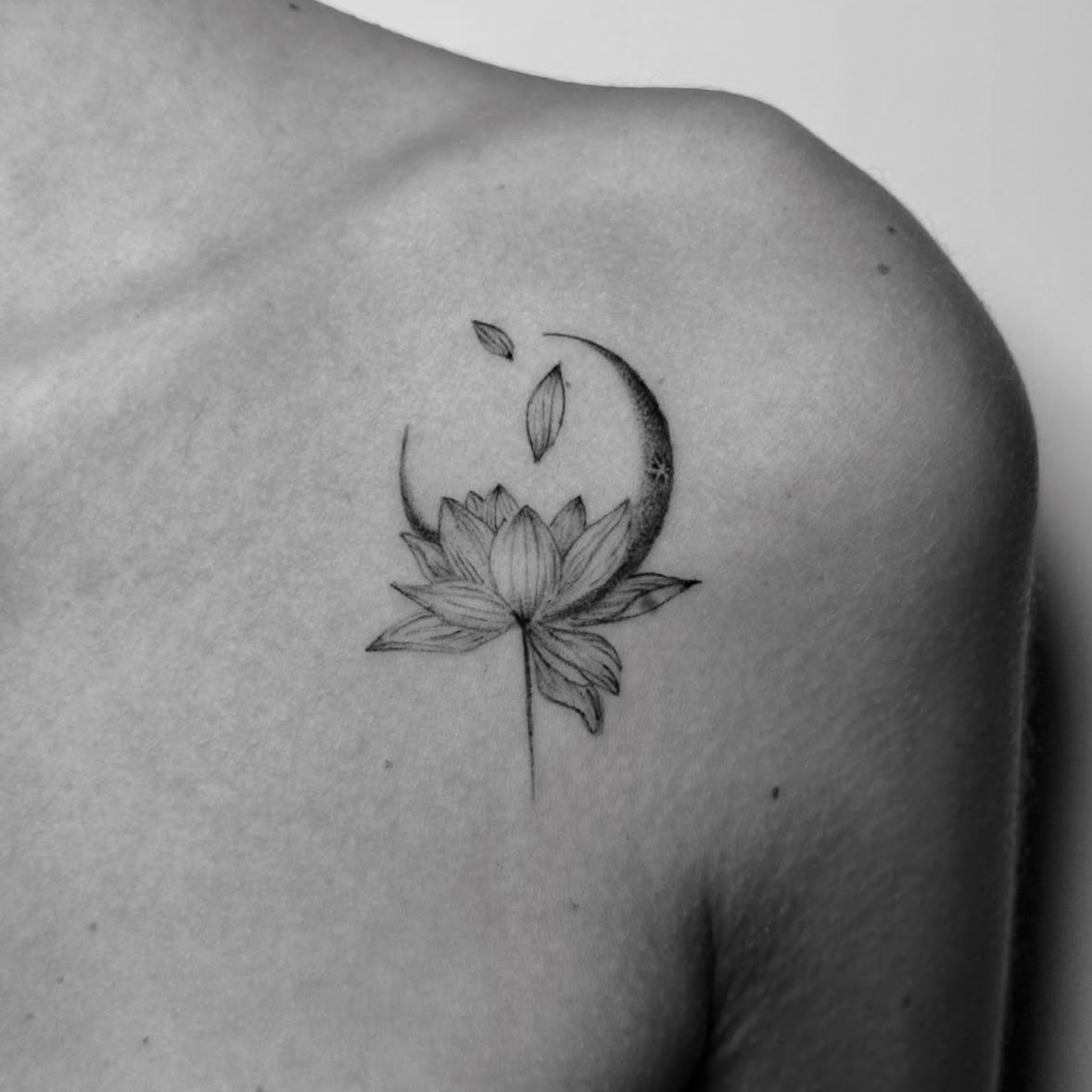 laydmaxix's tweet image. deve ser simplesmente horrível querer criticar Zeudi em tudo que ela faz e não conseguir esse feito em NADA porque ela é simplesmente absurda de talentosa, artística, detalhista, cuidadosa, esforçada e multitalentosa
um combo de DONS que não é fácil de encontrar, fora da curva d+