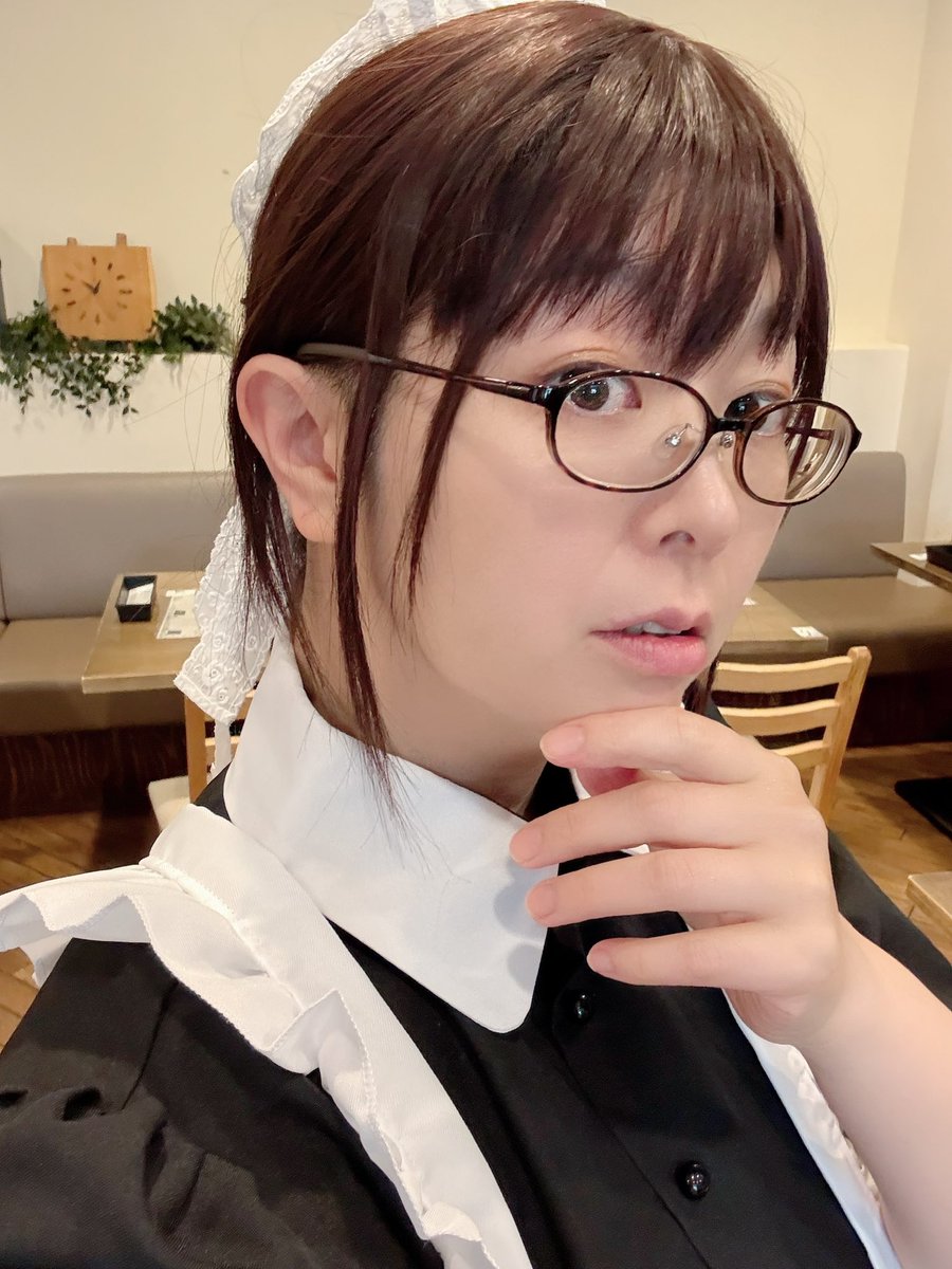 michimiko's tweet photo. お会い出来たお嬢様、ご主人様ありがとうございました。
こういう場所があるって良いですよね。
皆様にとっても安らげる場所であればお手伝いとして嬉しいかぎりです☺️
またどこかでお会い出来ましたら、よろしくお願い致します🍀
（バランス悪いなぁと思ったらタイをつけ忘れ��いますね？） https://t.co/5dHY4Axknv