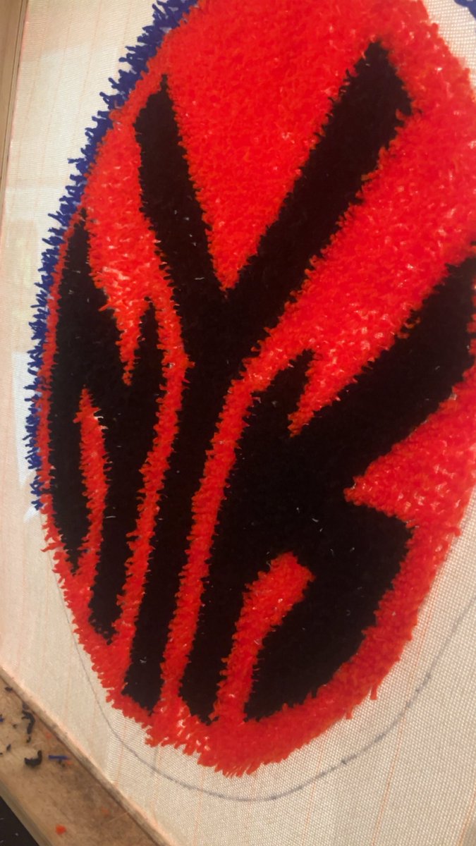 RealJImmanuel's tweet image. Still working on my #knicks rug but here’s the front