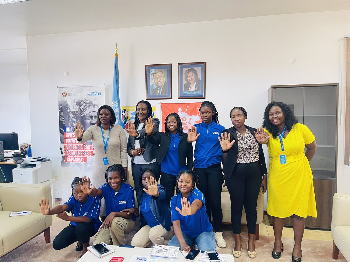 Thanks to Plan International for trust and good partnership. Sharing knowledge and experience is part of empowerement, here receiving secondary schools girls for some Provinces of Mozambique and sharing my journey and UN Women
Mission.