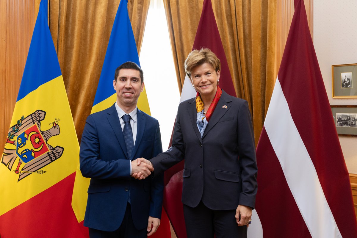 Mihai Popșoi (@mihaipopsoi) on Twitter photo 🇲🇩🇱🇻 Today in Latvia, I had a warm and productive exchange with FM <a href="/Braze_Baiba/">Baiba Braže</a>.
We reaffirmed our strong partnership and shared commitment to Moldova’s European path.
Latvia remains a trusted friend on our journey toward a stronger, more modern Moldova. 🇲🇩🇱🇻 Today in Latvia, I had a warm and productive exchange with FM <a href="/Braze_Baiba/">Baiba Braže</a>.
We reaffirmed our strong partnership and shared commitment to Moldova’s European path.
Latvia remains a trusted friend on our journey toward a stronger, more modern Moldova.