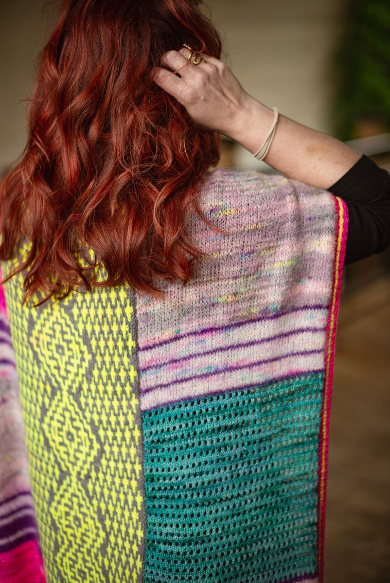 kateoatesdesign's tweet photo. For my second Fiberside Chat via Longmont Yarn Shoppe, I'll be teaching Mosaic Knitting basics...watch:  https://t.co/gkRsbNTHzZ for more detail! This is a live Zoom Event on Sunday, June 1st: 1:00pm EDT, 12:00pm CDT, 11:00am MDT, 10:00am
#knittingclass #knitting #kateoates https://t.co/dHiRAzf4zq